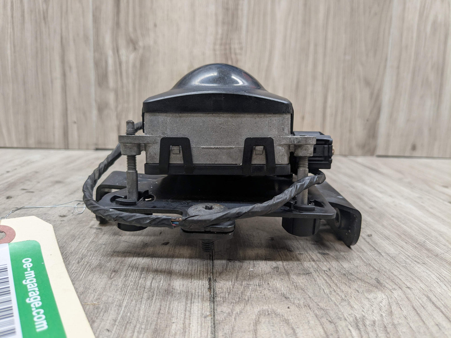OEM BMW E90 E92 E93 328 335 Front Adaptive Cruise Distance Radar Sensor Module