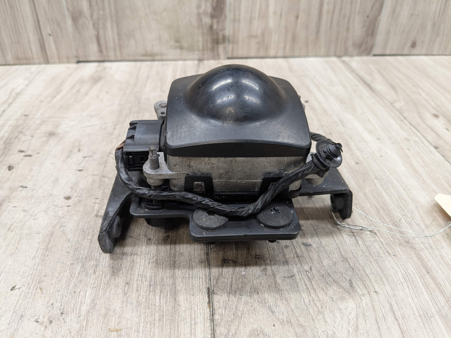 OEM BMW E90 E92 E93 328 335 Front Adaptive Cruise Distance Radar Sensor Module