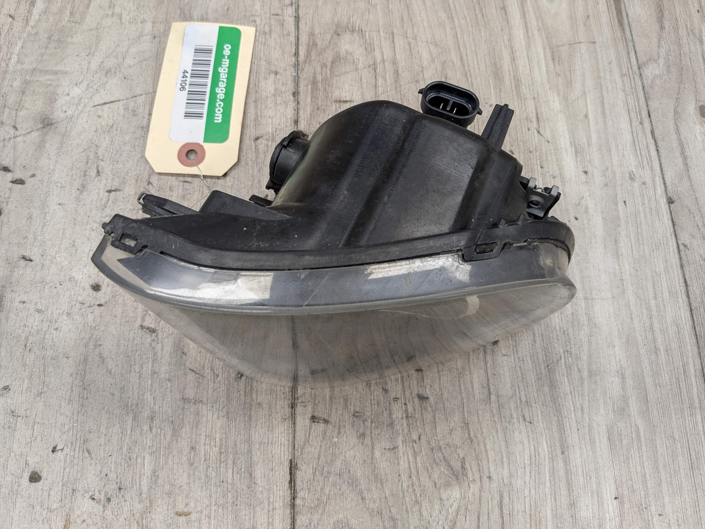 07-13 OEM BMW E92 E93 328 335 Front Bumper Right Passenger Side Fog Light Lamp