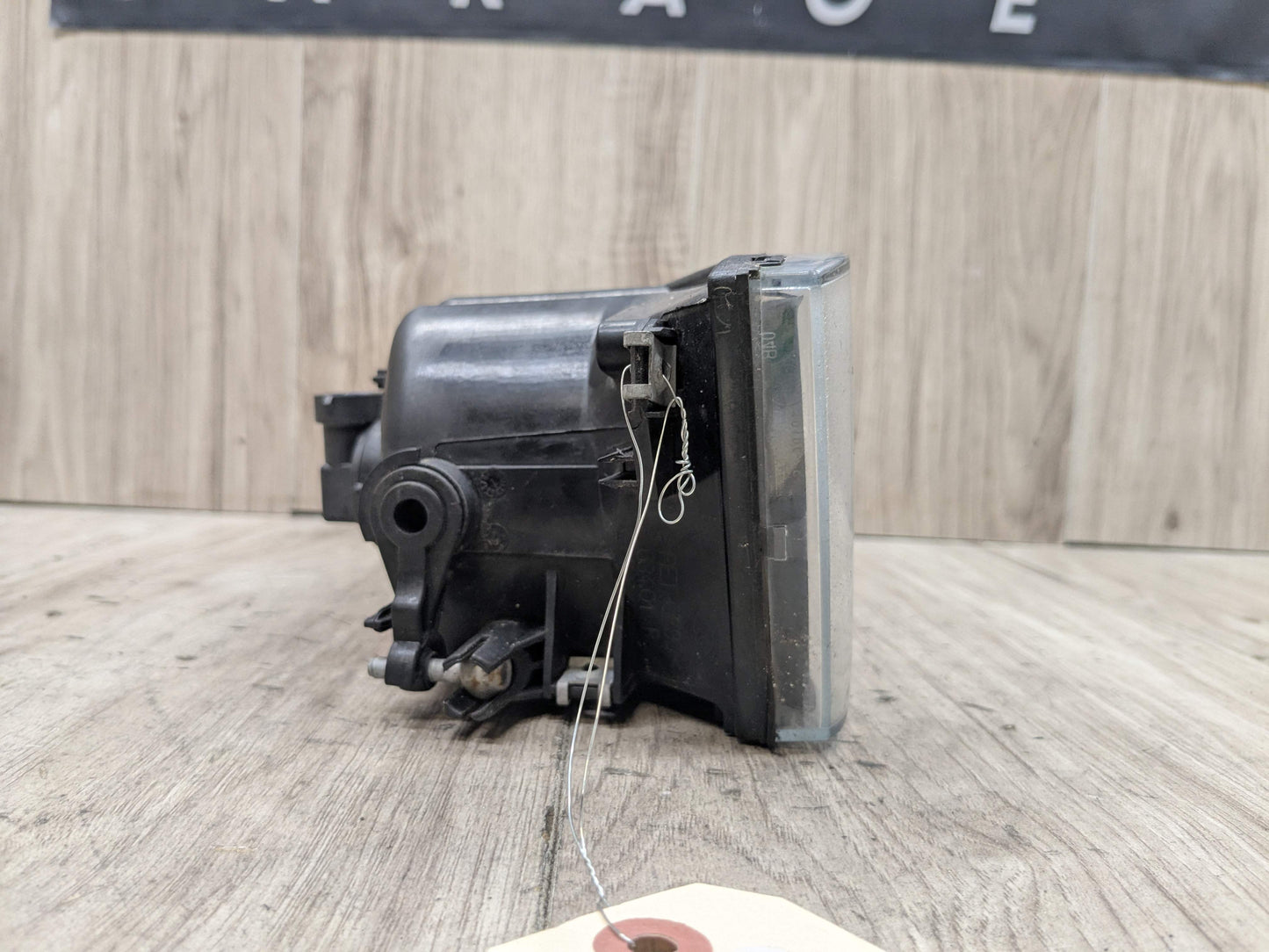 07-13 OEM BMW E92 E93 328 335 Front Bumper Right Passenger Side Fog Light Lamp