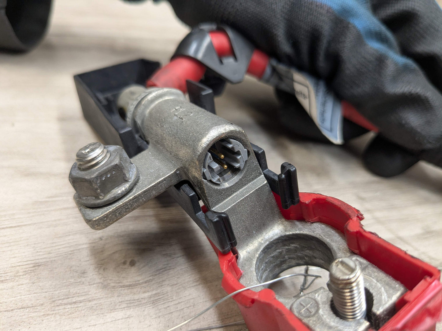 07-13 OEM BMW E93 328 335 M3 Convertible Battery Terminal Positive Red Cable