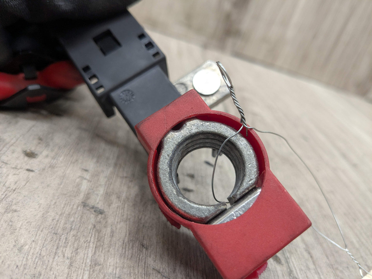 07-13 OEM BMW E93 328 335 M3 Convertible Battery Terminal Positive Red Cable