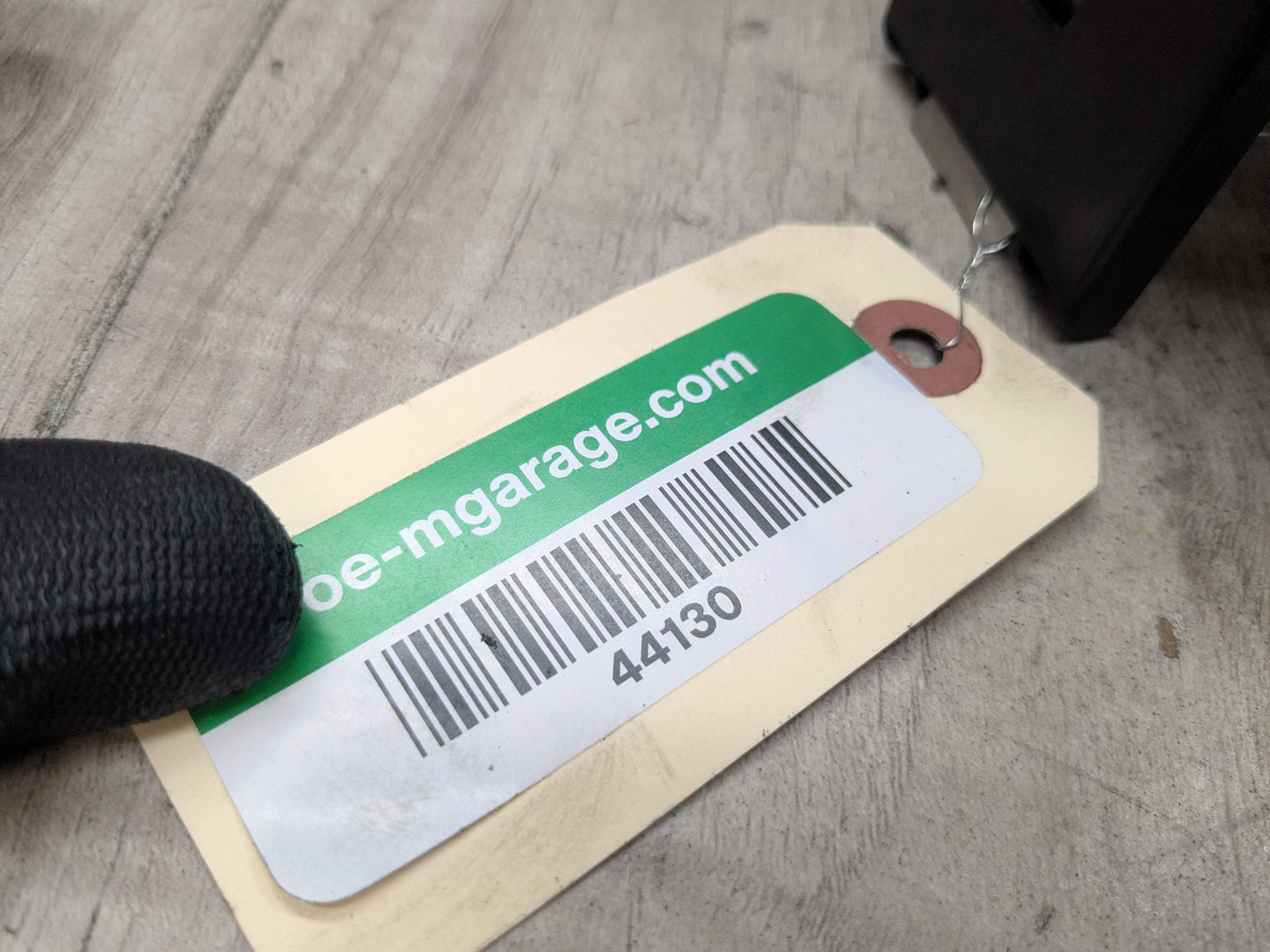 OEM BMW E82 E88 E90 E92 Battery Power Junction Distribution Fuse Box Voltage