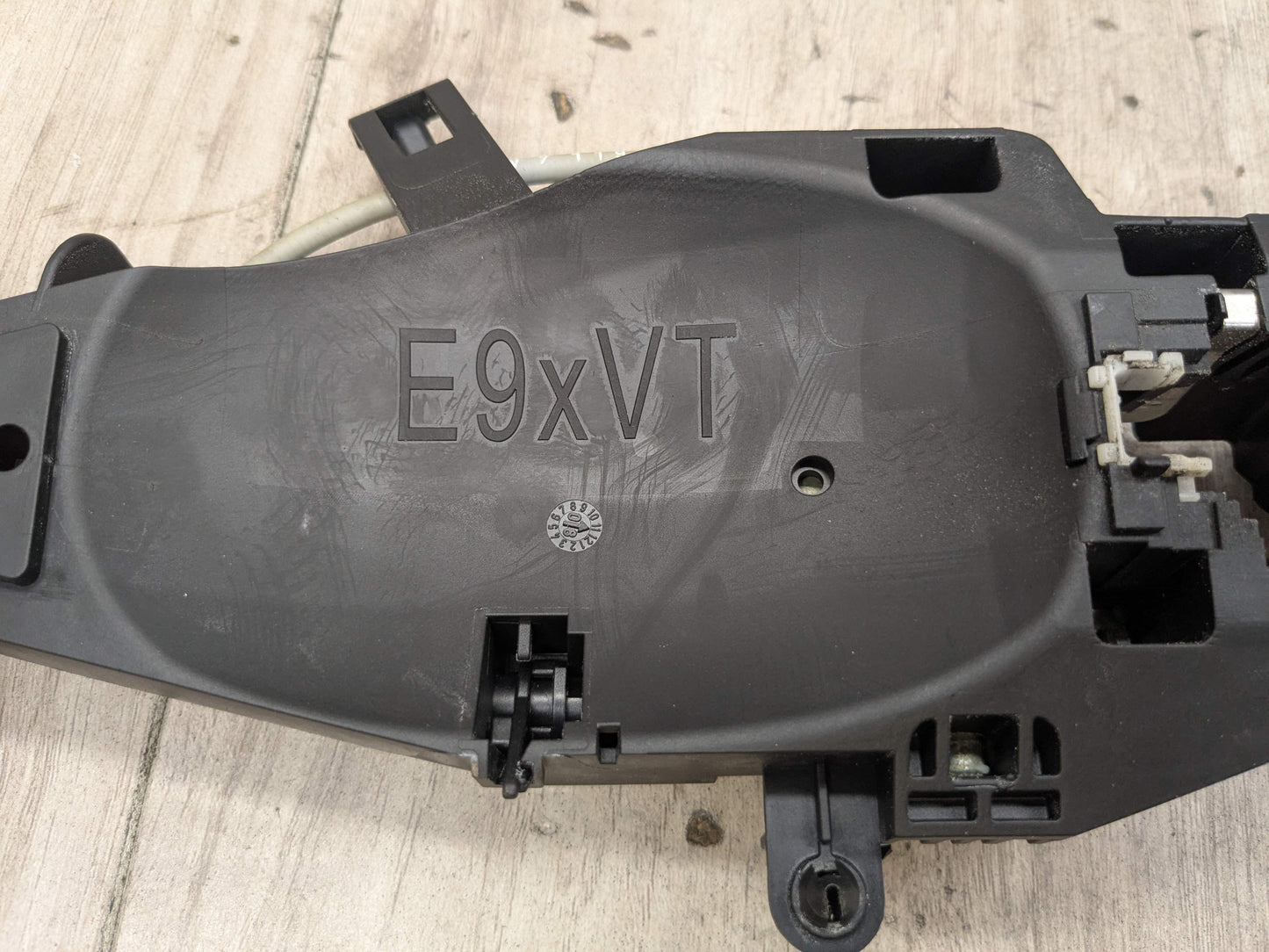 BMW E82 E90 E92 F22 F30 F32 E60 F10 M3 X5 Front LEFT Door Lock Latch Actuator