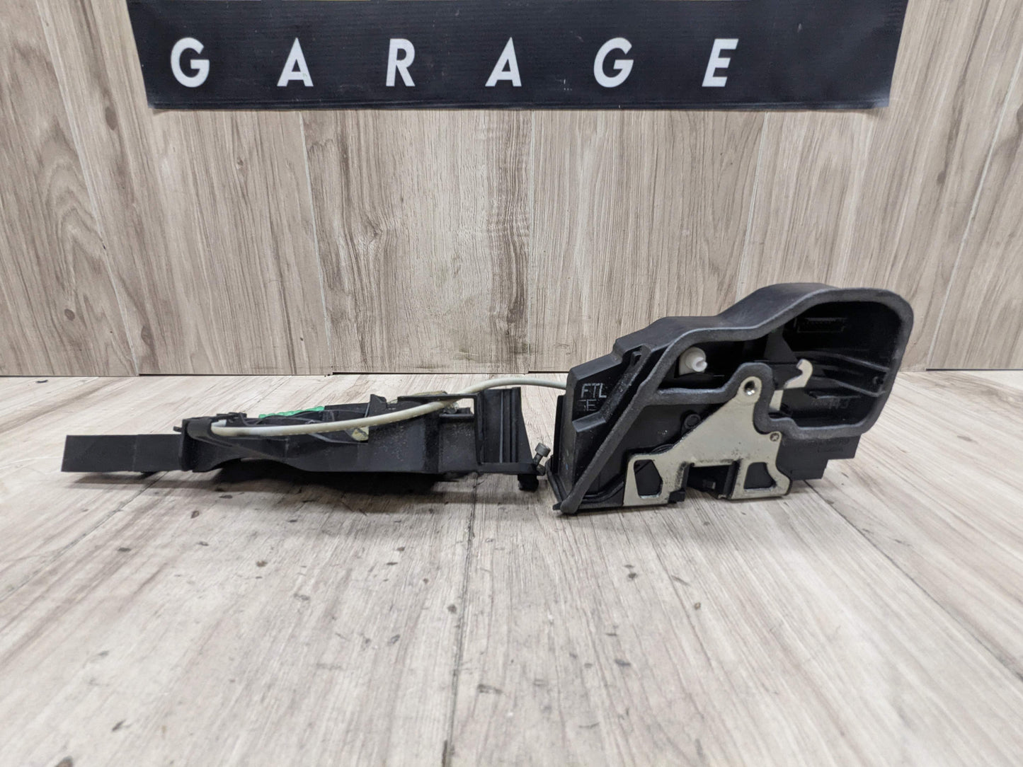 BMW E82 E90 E92 F22 F30 F32 E60 F10 M3 X5 Front LEFT Door Lock Latch Actuator