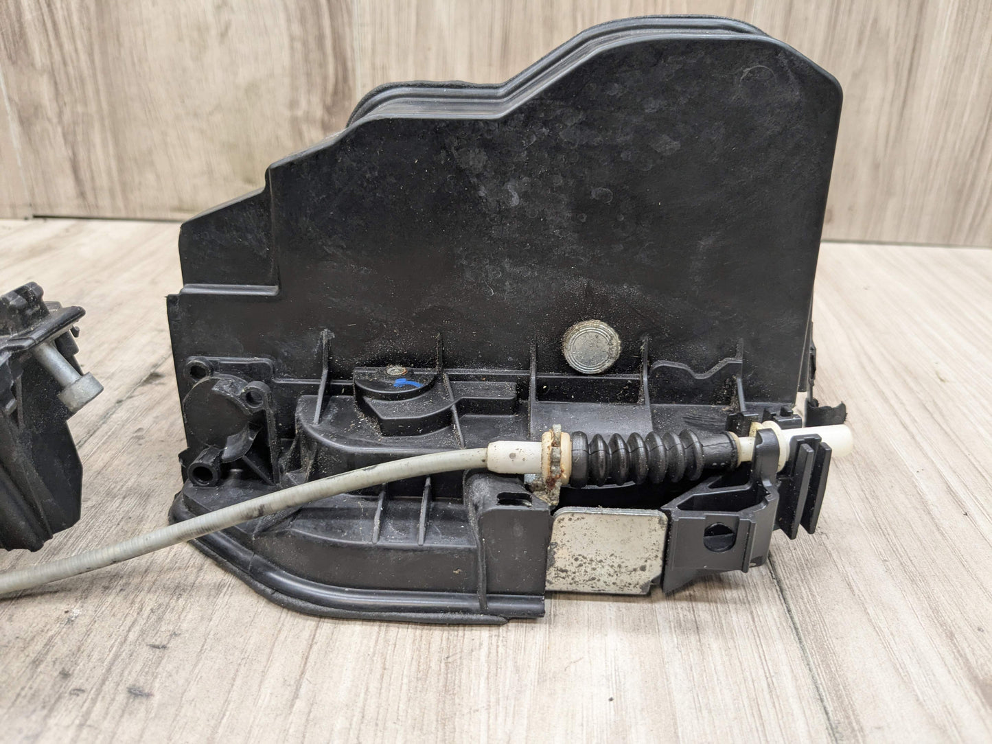 OEM BMW E82 E90 F23 F30 F32 E60 F01 M4 X6 REAR RIGHT Door Lock Latch Actuator