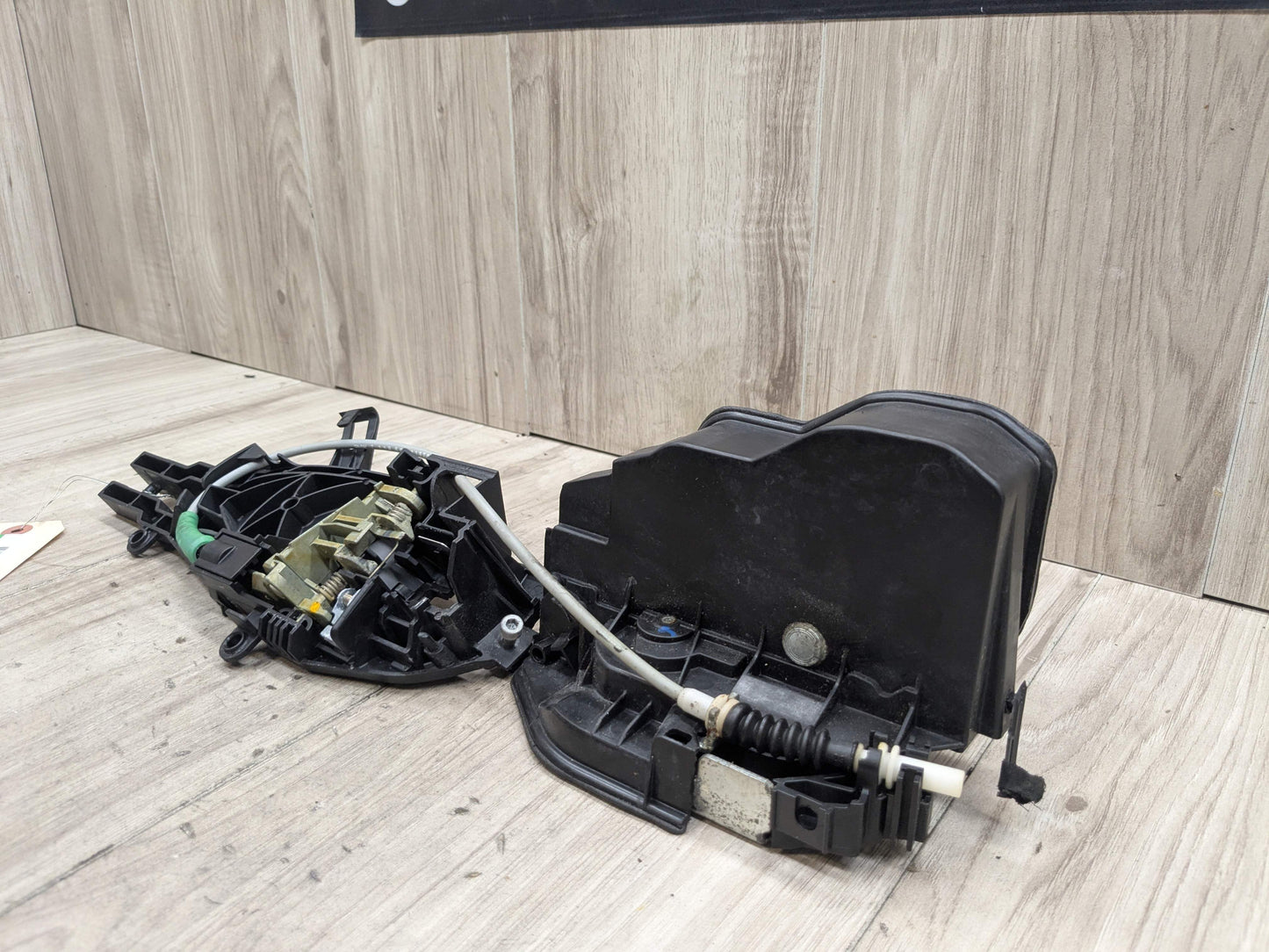 OEM BMW E82 E90 F23 F30 F32 E60 F01 M4 X6 REAR RIGHT Door Lock Latch Actuator