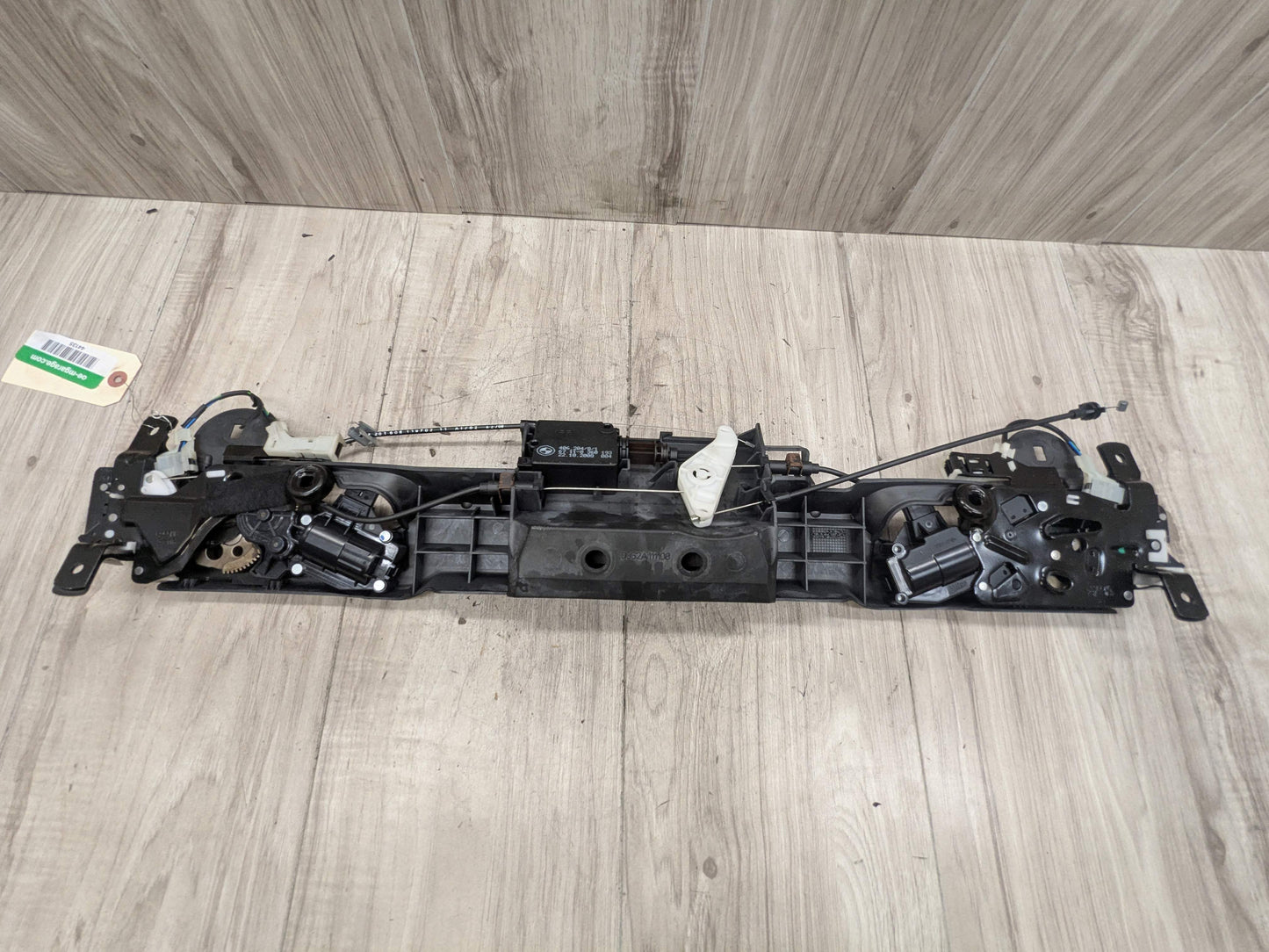 OEM BMW E93 F33 F83 M4 Convertible Trunk Lid Lock Latch Mechanism Assembly