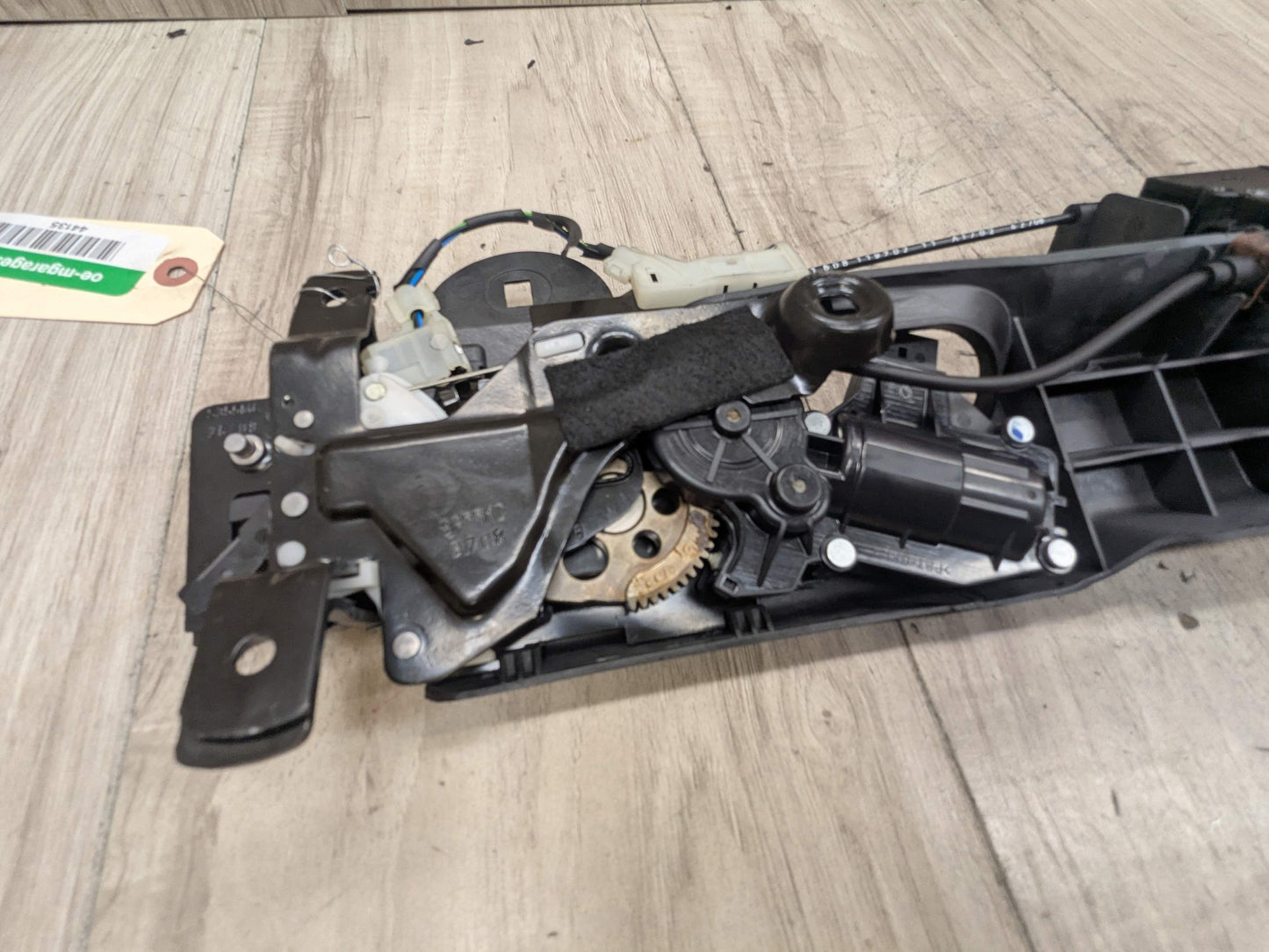 OEM BMW E93 F33 F83 M4 Convertible Trunk Lid Lock Latch Mechanism Assembly