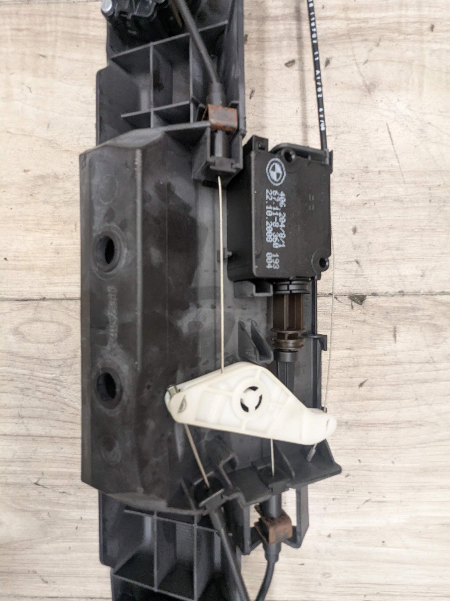 OEM BMW E93 F33 F83 M4 Convertible Trunk Lid Lock Latch Mechanism Assembly