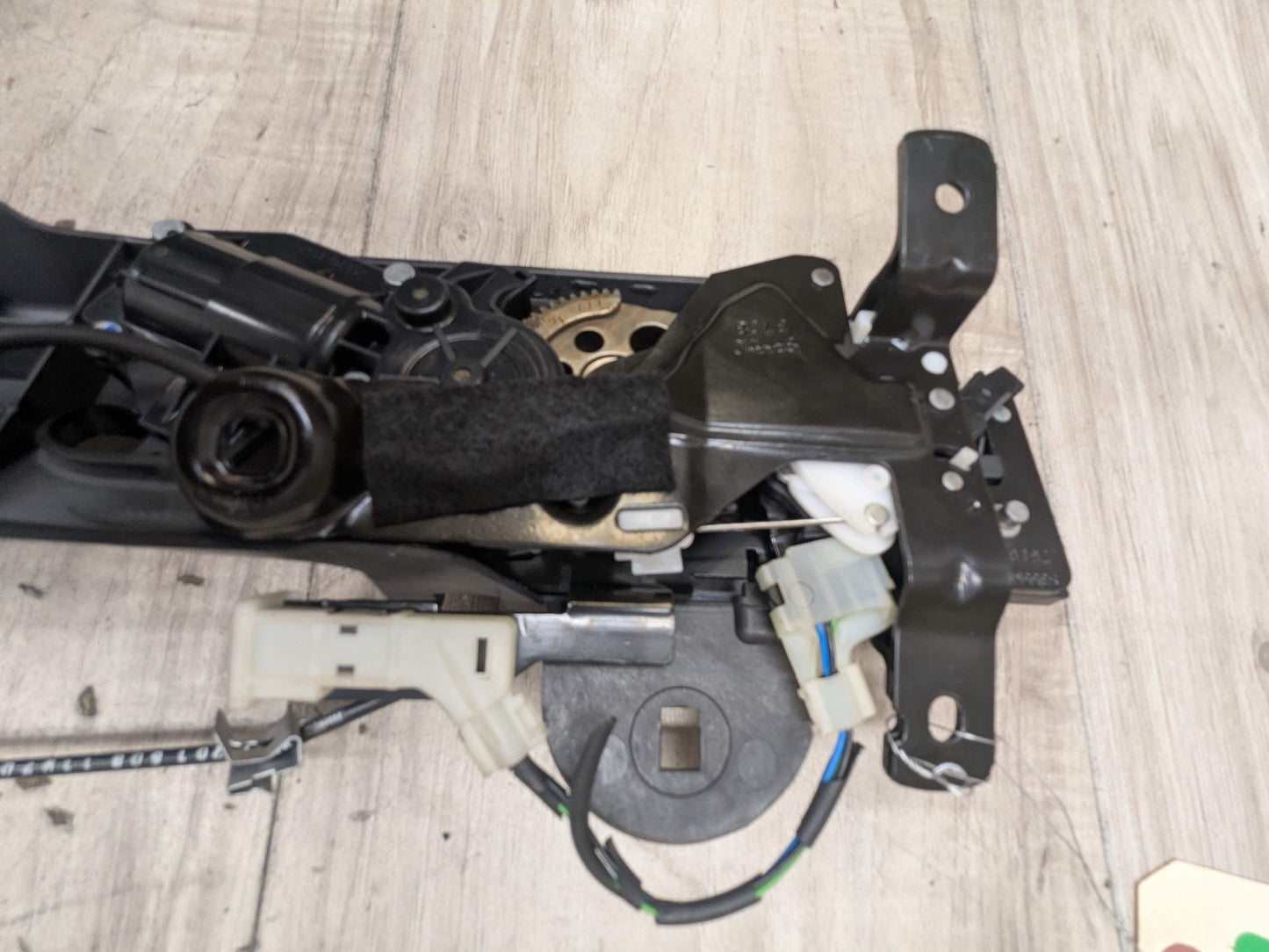 OEM BMW E93 F33 F83 M4 Convertible Trunk Lid Lock Latch Mechanism Assembly