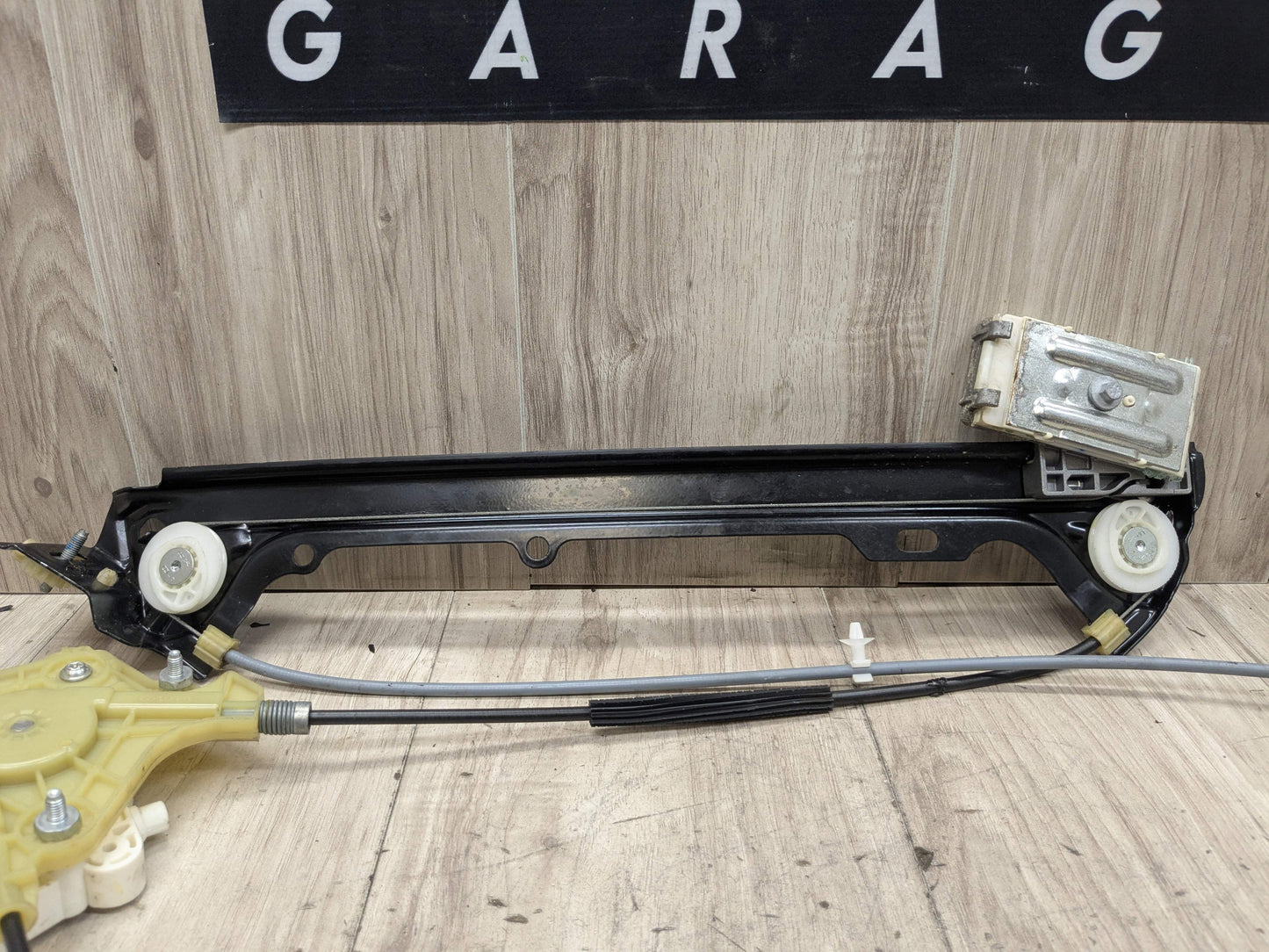 07-13 OEM BMW E92 E93 335 M3 Front Left Driver Door Window Regulator w/ Motor