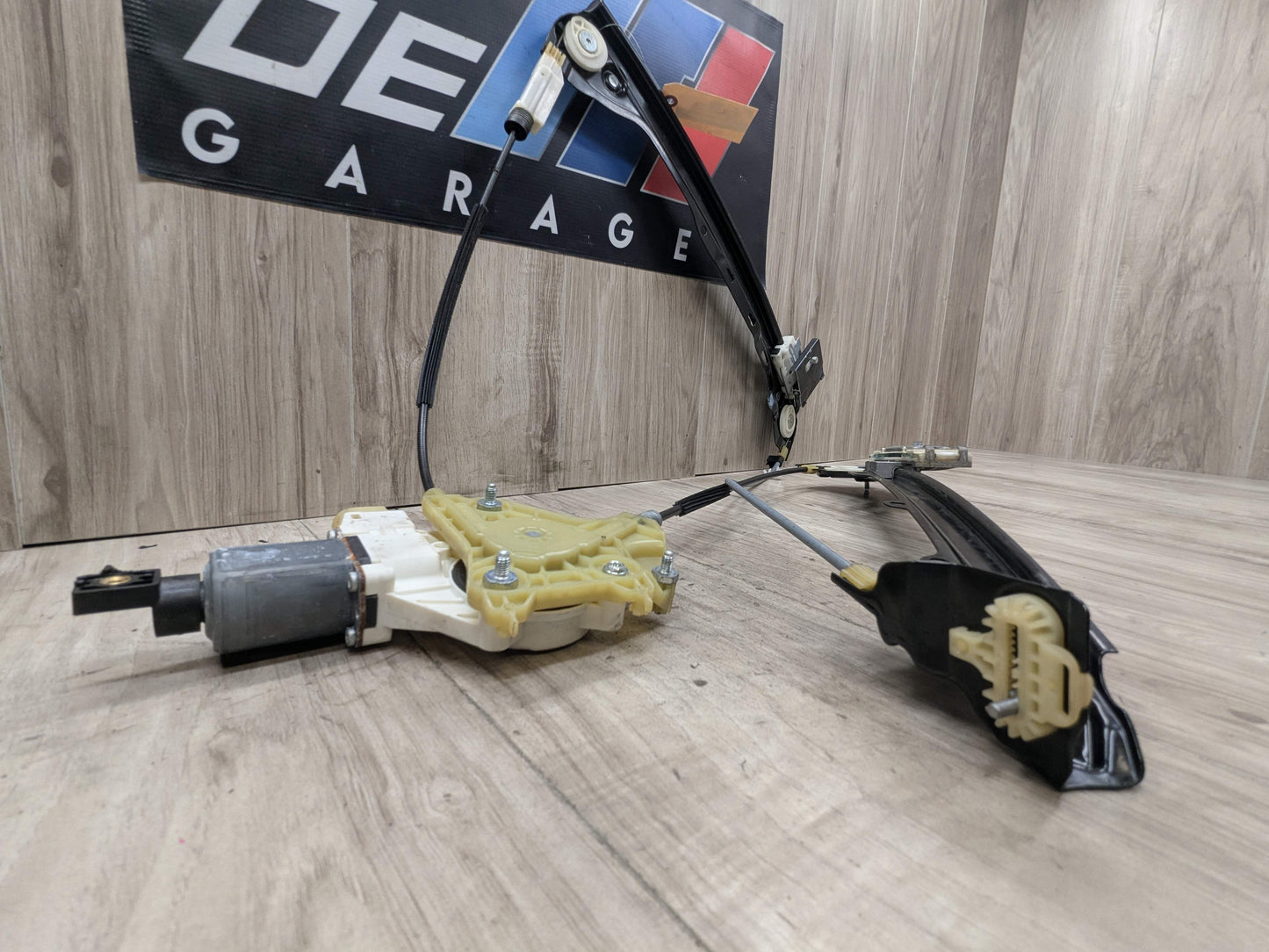 07-13 OEM BMW E92 E93 335 M3 Front Left Driver Door Window Regulator w/ Motor
