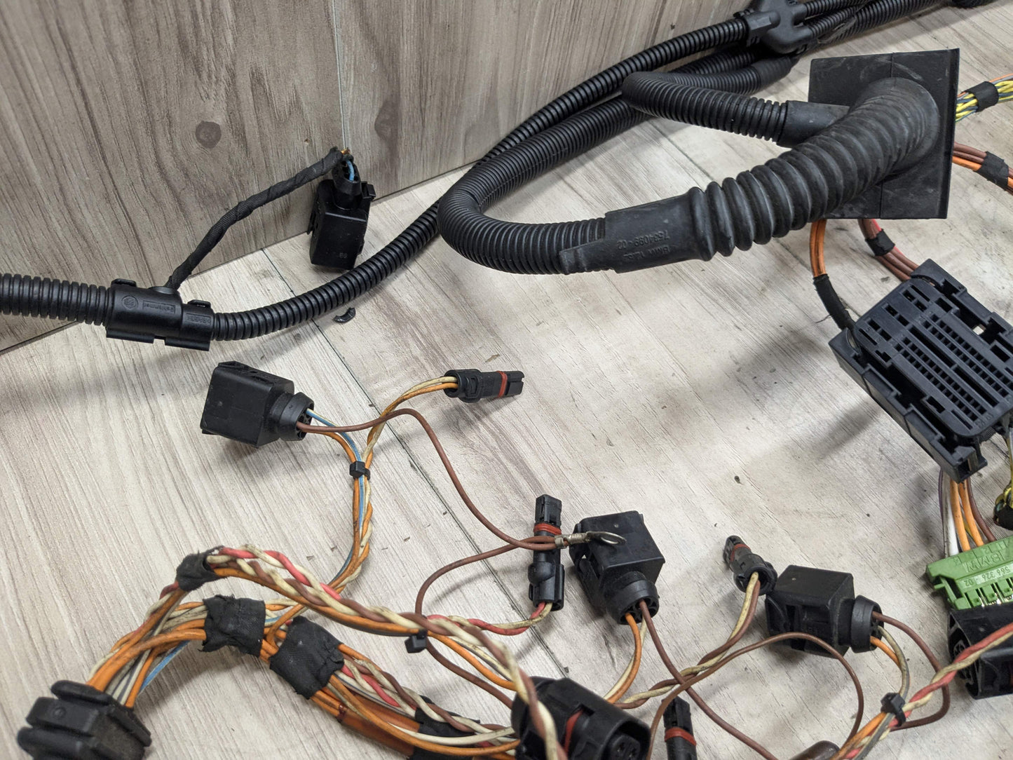 07-10 OEM BMW E90 E92 E93 335 335is N54 Engine Wiring Harness