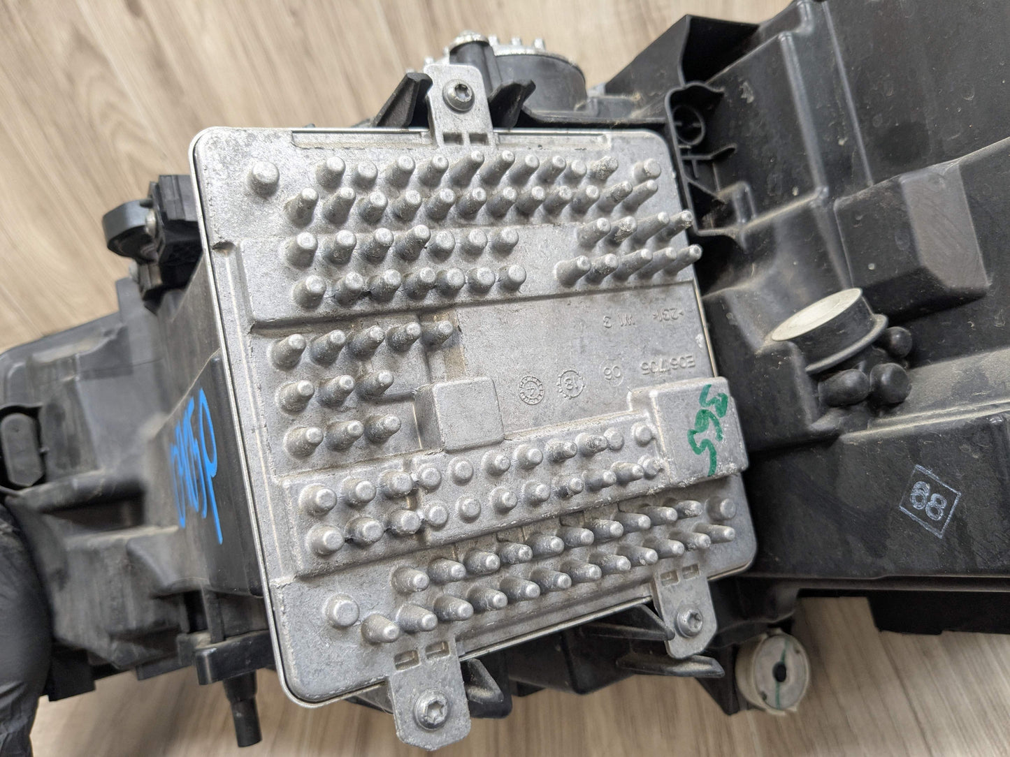 *19-21 OEM BMW G20 330 M340 Right Passenger Side LED AHL Headlight w Modules