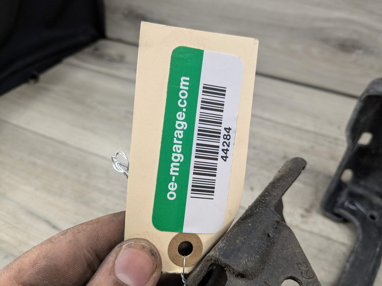 OEM BMW G01 G02 F97 F98 X3 X4 Front Left Driver Radiator Reinforcement Bracket