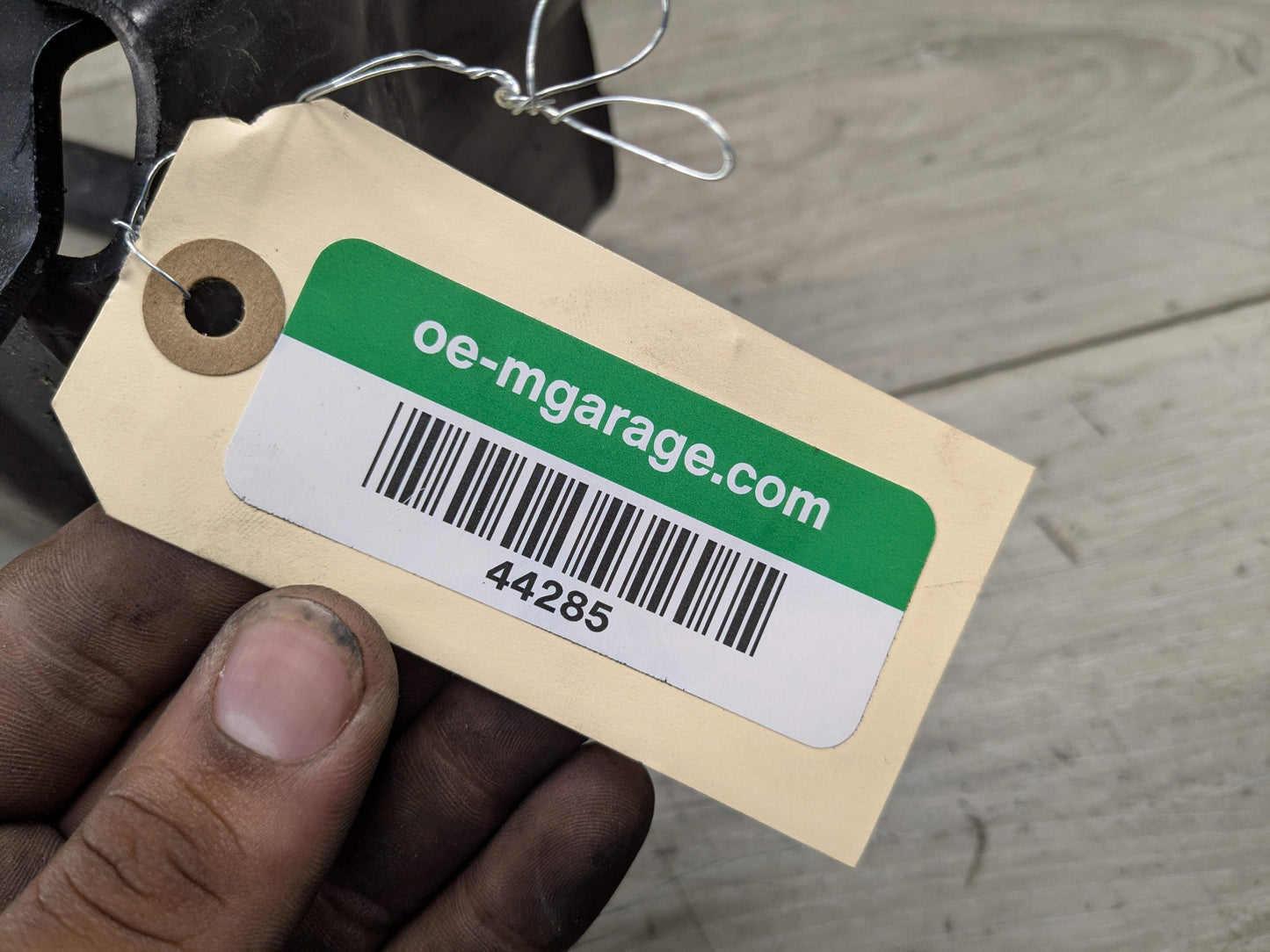 OEM BMW G01 G02 F97 X3 X4 Front Right Passenger Radiator Reinforcement Bracket