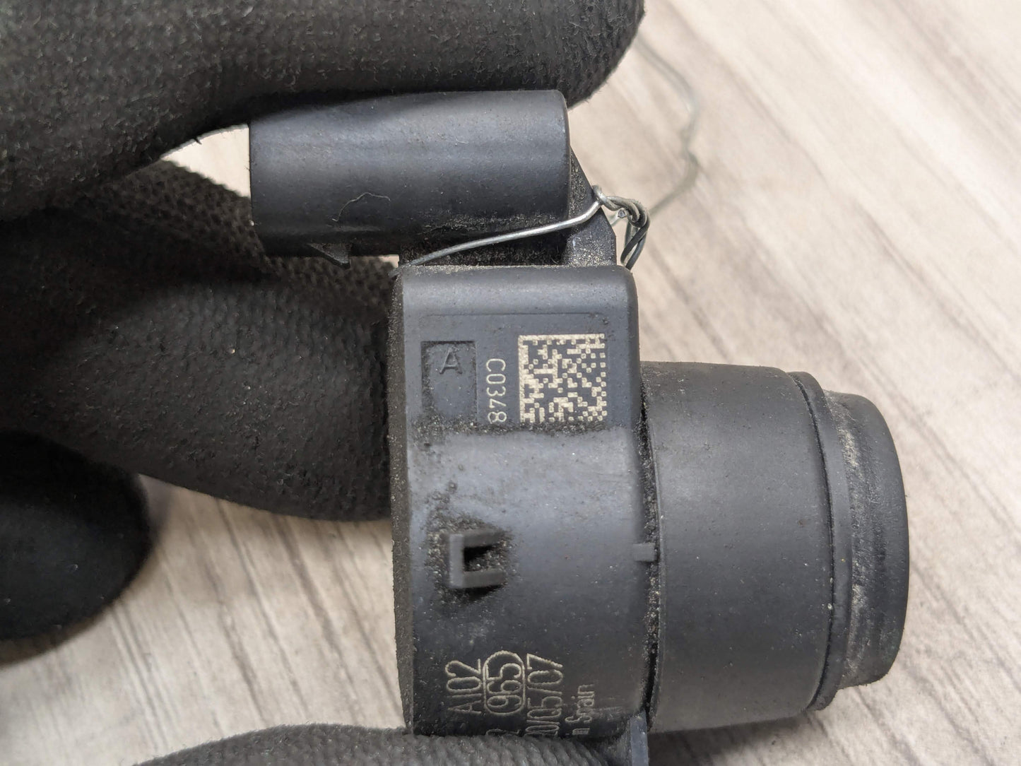 OEM BMW E82 E88 E90 E92 E93 335 M3 Bumper Parking PDC Ultrasonic Sensor Silver