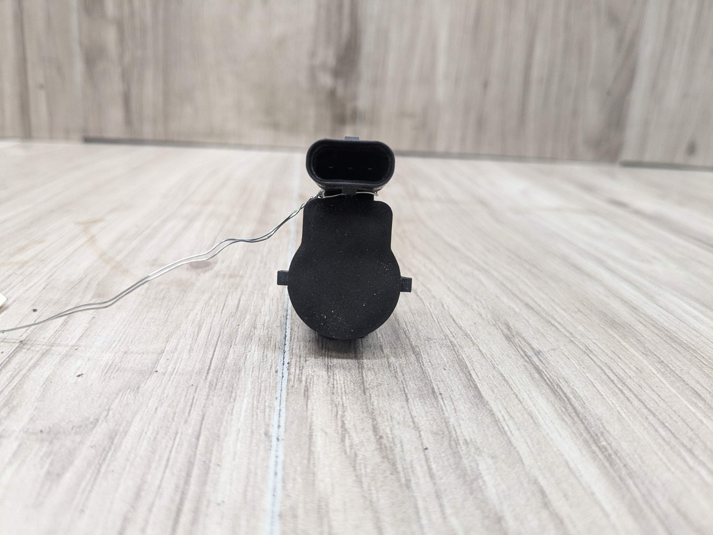 OEM BMW E82 E88 E90 E92 E93 335 M3 Bumper Parking PDC Ultrasonic Sensor Silver