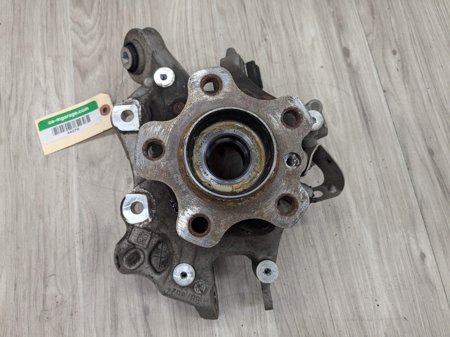 19-25 OEM BMW G20 330 M340 REAR Right Passenger Side Knuckle Hub Spindle Bearing
