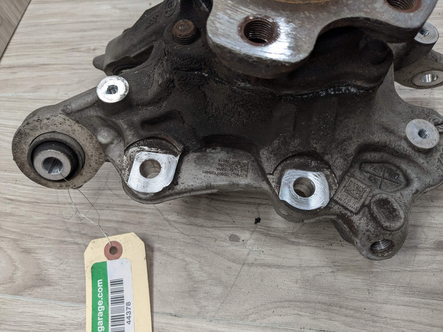 19-25 OEM BMW G20 330 M340 REAR Right Passenger Side Knuckle Hub Spindle Bearing