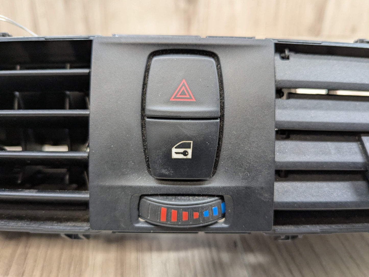 14-20 OEM BMW F22 F30 F32 F36 F80 F82 Front Dash Central Air Vent Grille Black