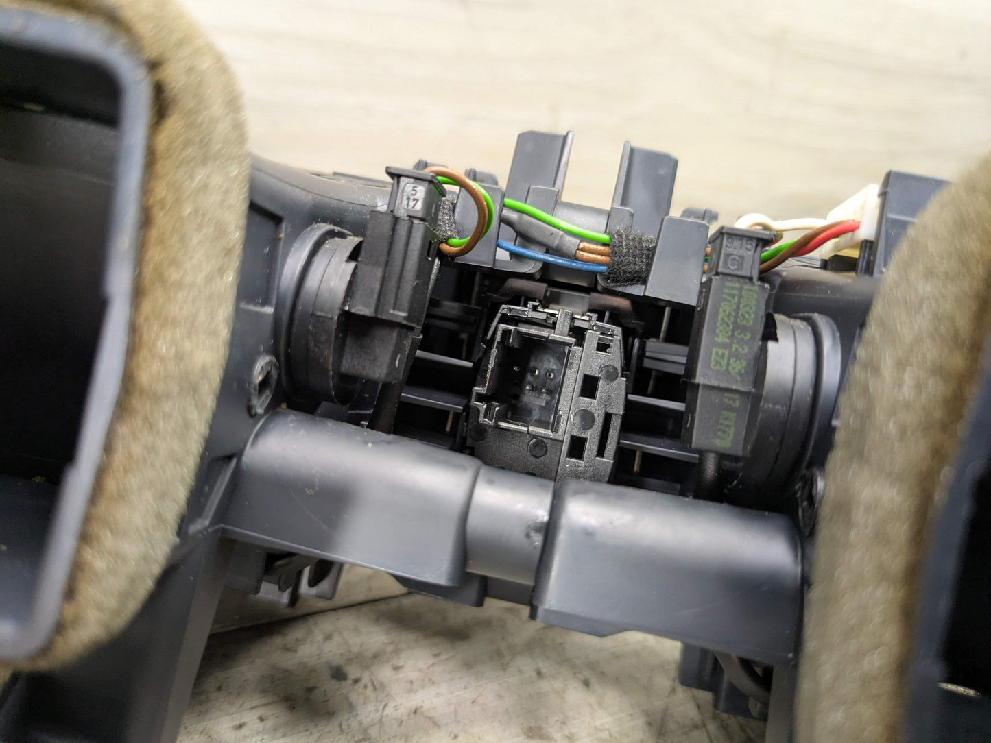 18-21 OEM BMW G01 G02 F97 F98 X3 X4 X3M X4M Dashboard AC Air Vent Center Grille