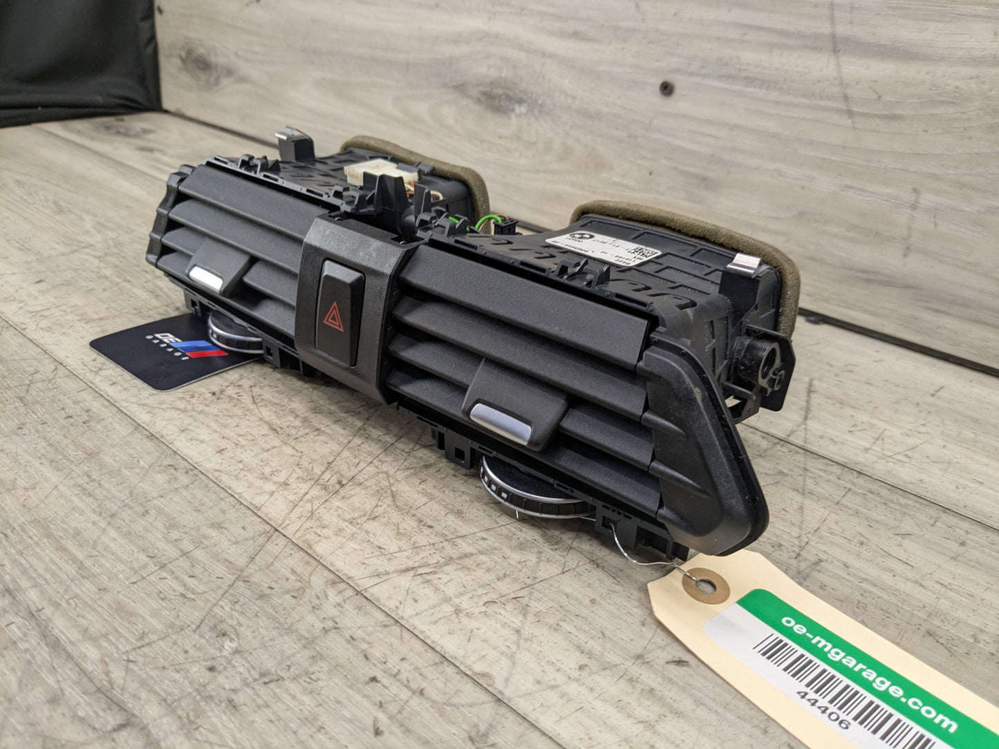 18-21 OEM BMW G01 G02 F97 F98 X3 X4 X3M X4M Dashboard AC Air Vent Center Grille