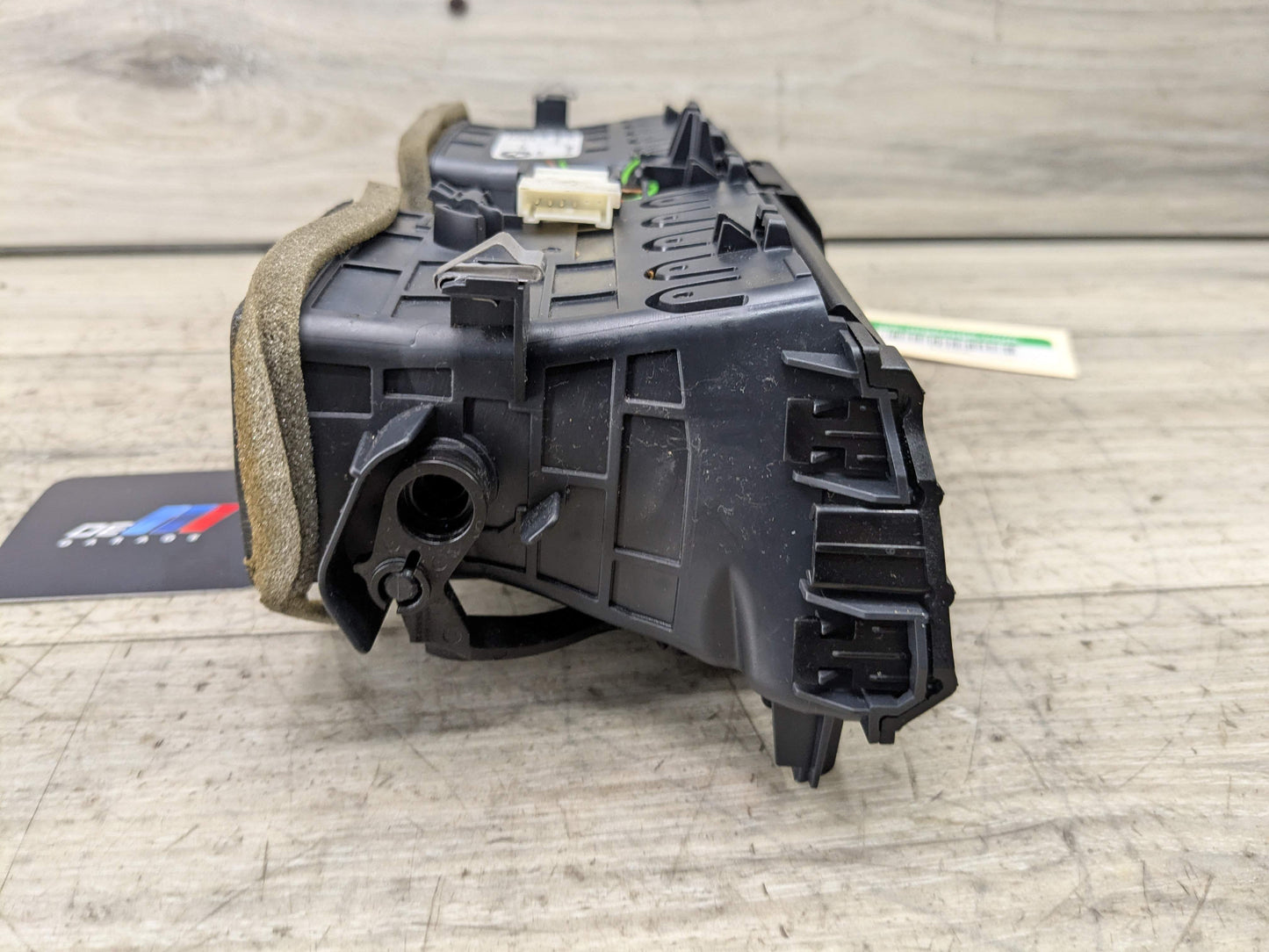 18-21 OEM BMW G01 G02 F97 F98 X3 X4 X3M X4M Dashboard AC Air Vent Center Grille