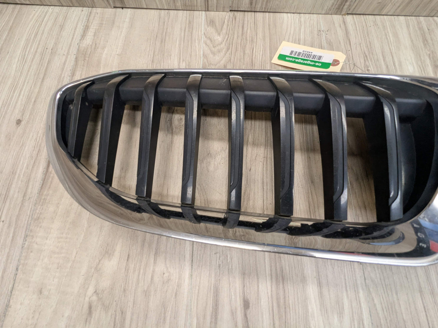 19-22 OEM BMW G20 330 M340 Front Upper Kidney Grille Assembly