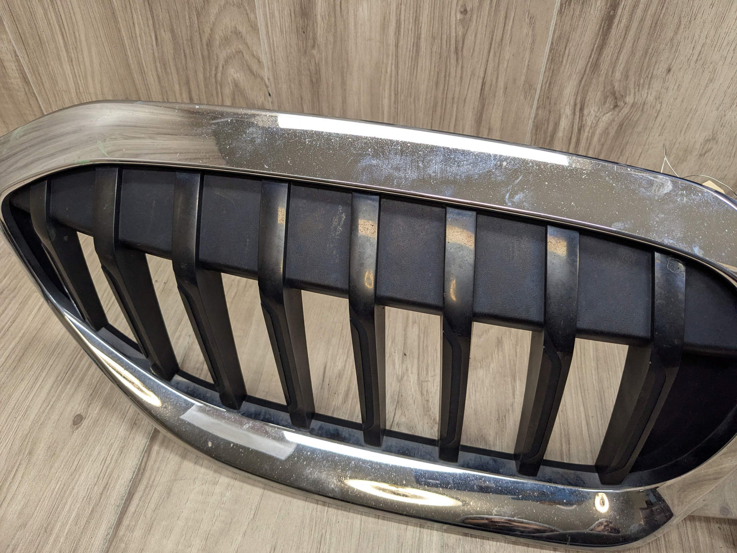 19-22 OEM BMW G20 330 M340 Front Upper Kidney Grille Assembly