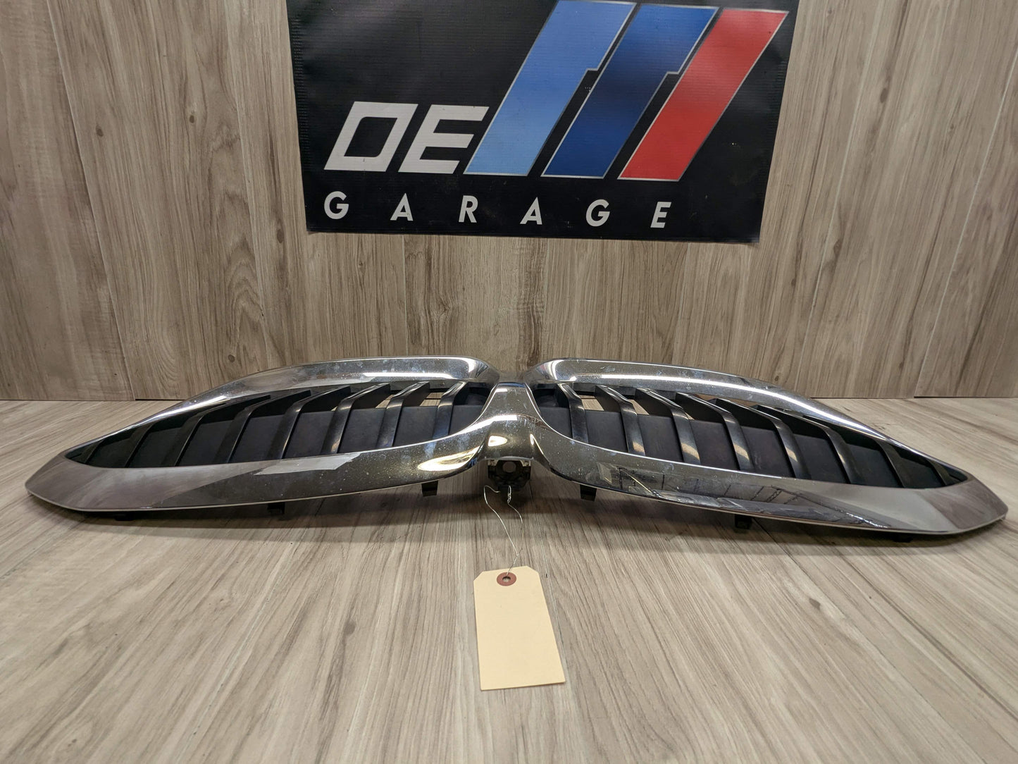 19-22 OEM BMW G20 330 M340 Front Upper Kidney Grille Assembly