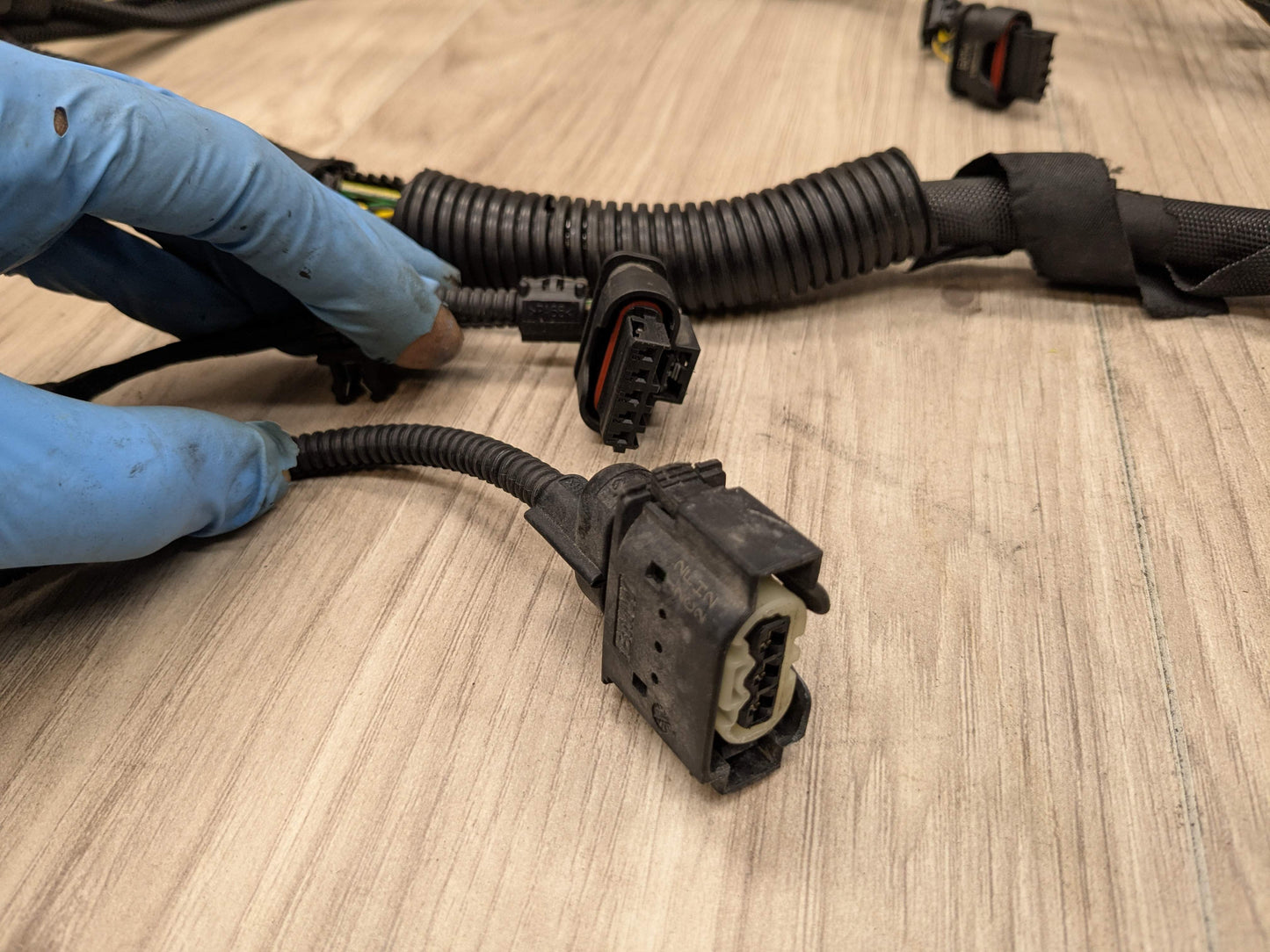 OEM BMW E82 E88 E90 E92 E93 135 335 Engine N54 Module Wire Wiring Harness