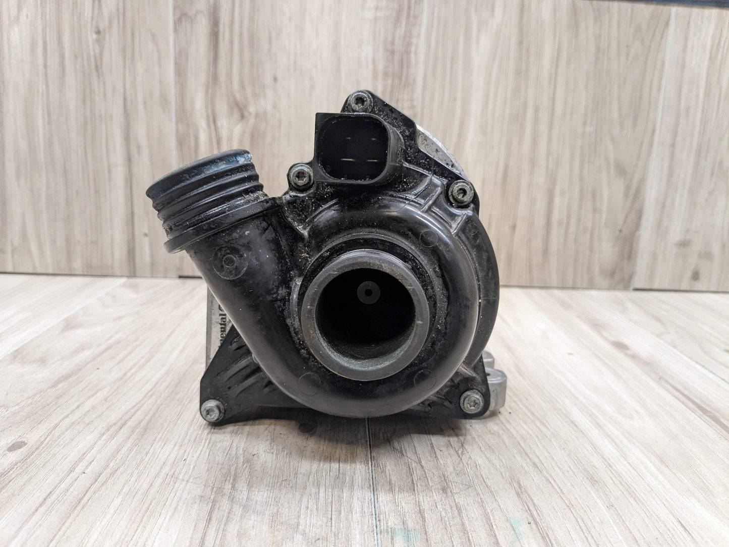 OEM BMW E82 E90 E92 E93 N54 N55 Engine Auxiliary Electric Water Pump Cooling