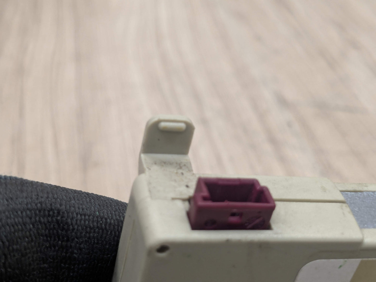 07-13 OEM BMW  E93 Convertible Radio Diversity Antenna Amplifier Module Unit