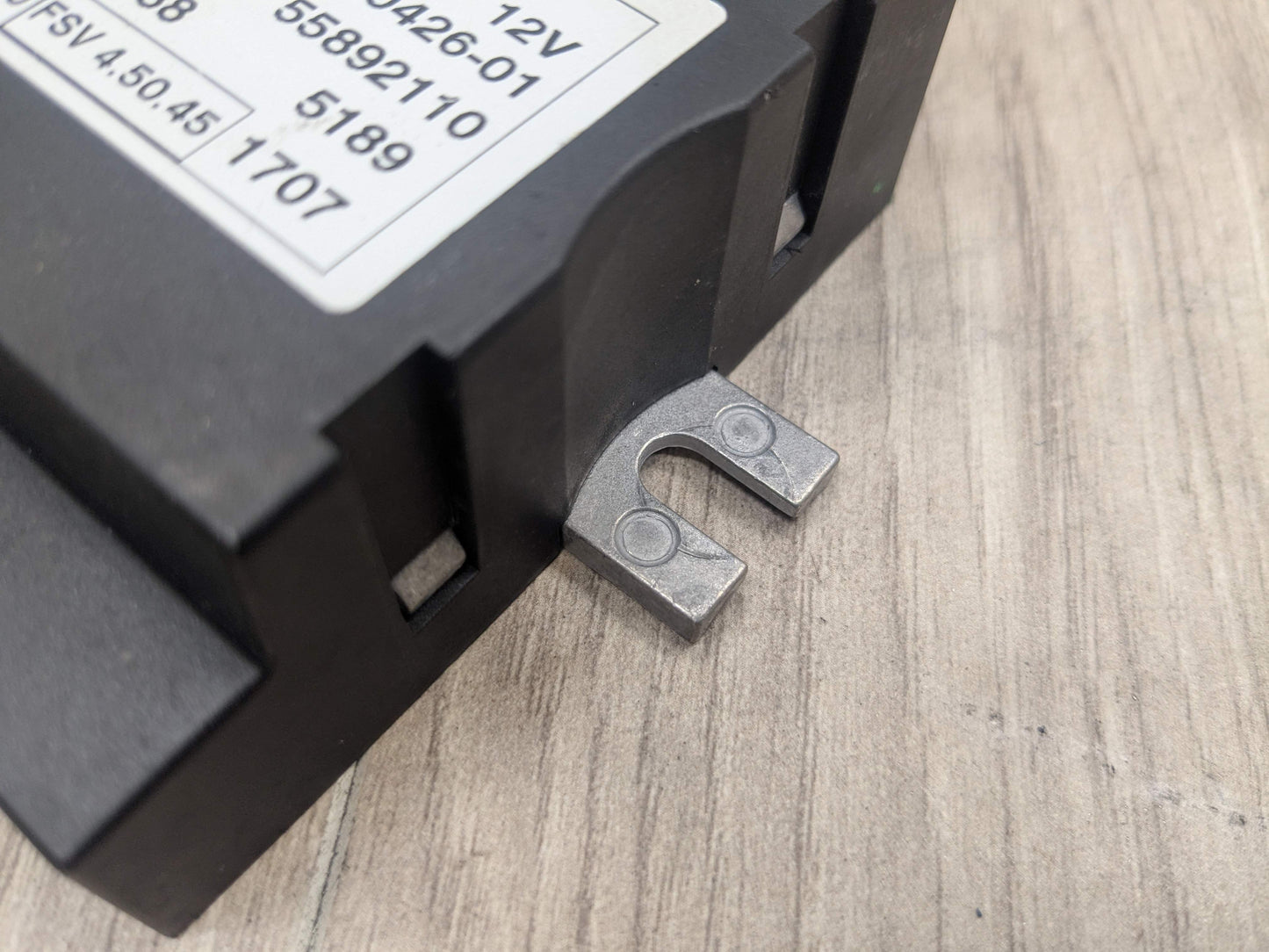 06-13 OEM BMW E82 E88 E90 E92 E93 Helbako Fuel Pump Relay Control Module EKPM2