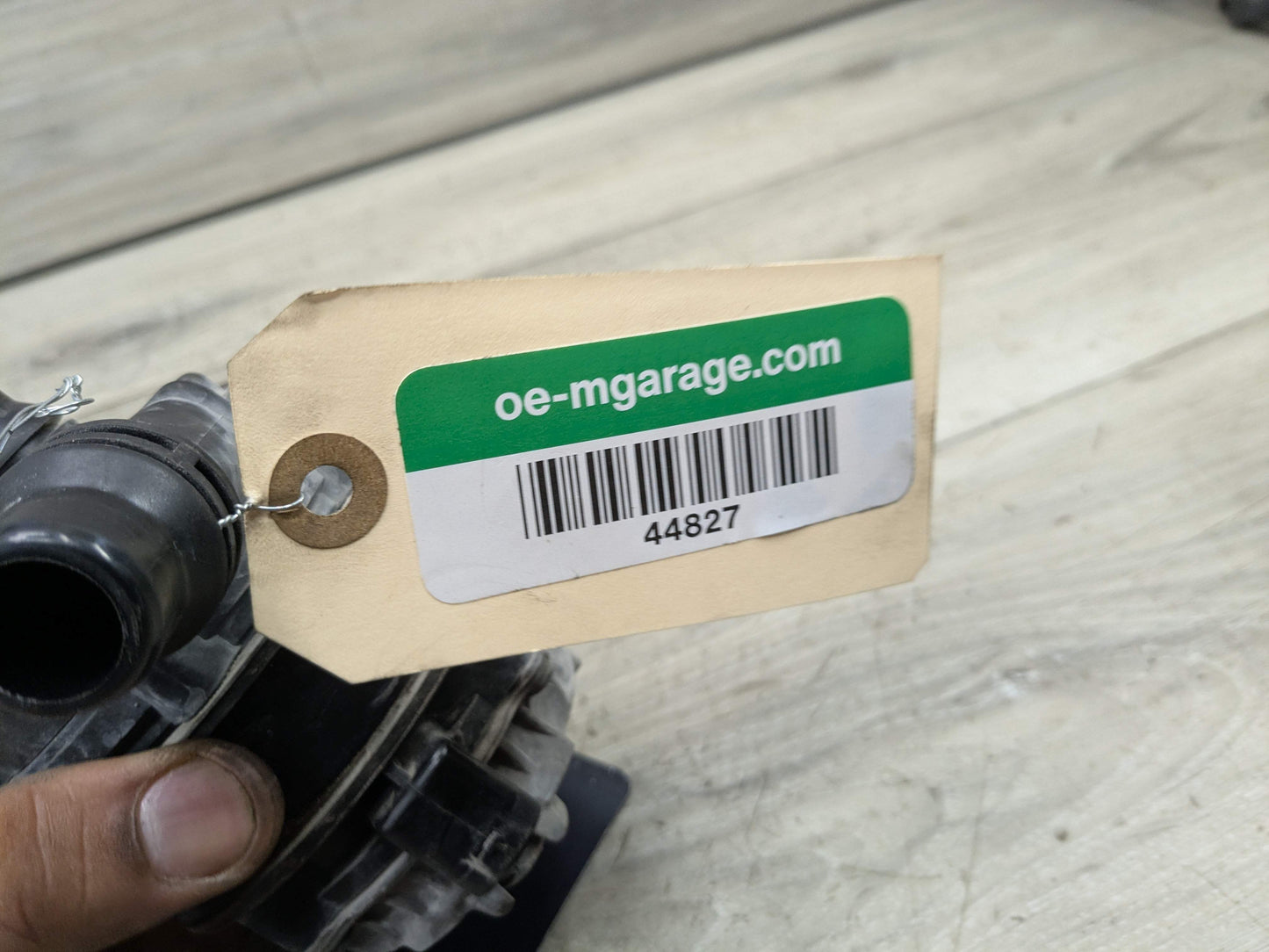 OEM BMW G01 G05 G20 G22 G26 Engine B46 B58 Auxiliary Electric Water Pump Cooling