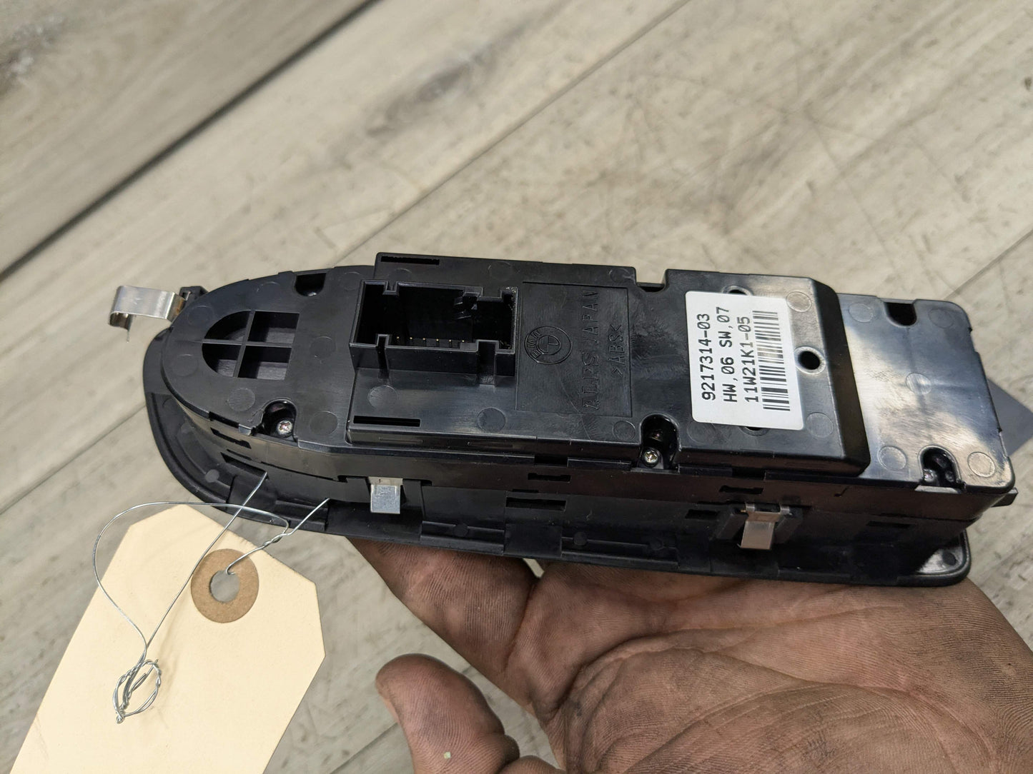 08-13 OEM BMW E88 128 135 Front Driver Left Main Master Power Window Switch