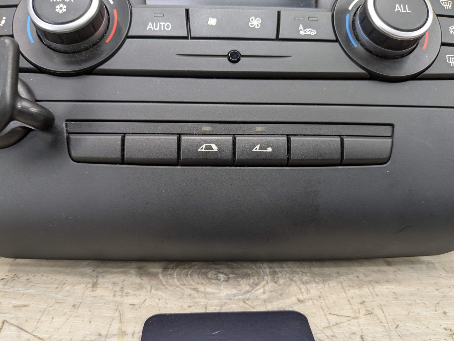 06-13 OEM BMW E82 E88 E90 E92 E93 328 335 AC Heater Climate Control Switch Panel