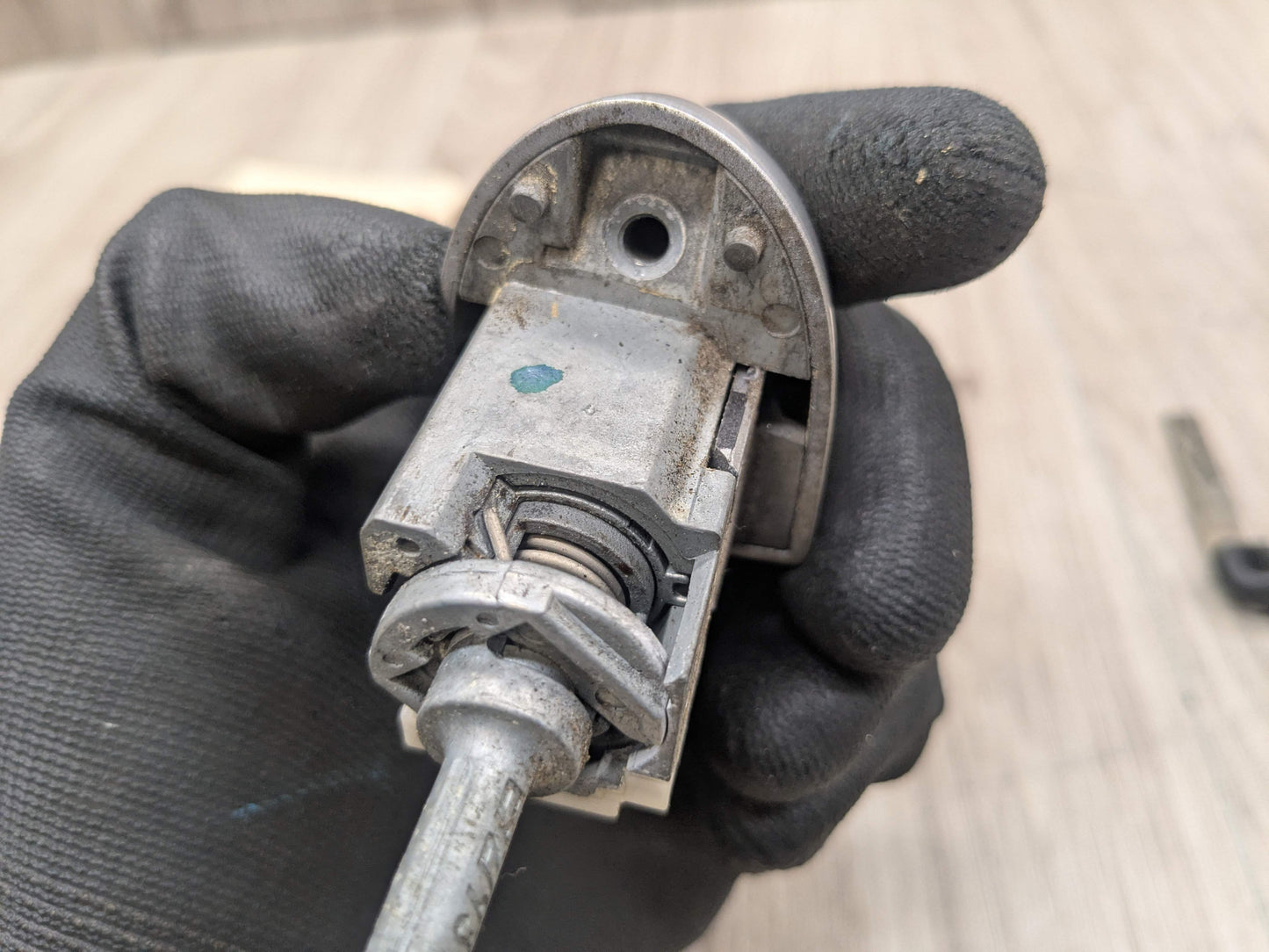 07-13 OEM BMW E92 328 335 M3 Driver Door Lock Cylinder Mechanism Silver w/ Key