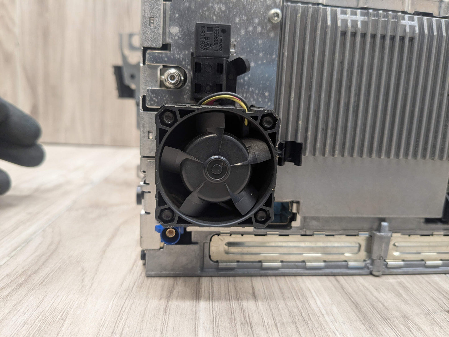 06-08 OEM BMW E90 E92 E93 335 M3 CCC Navigation Headunit CD DVD FM Radio Tuner