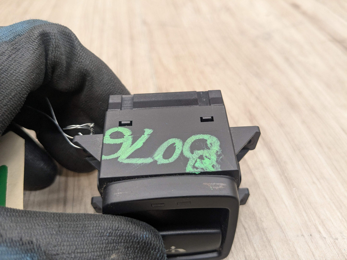 OEM BMW E93 M3 F12 M6 335 Convertible Roof Top Control Switch Button Open Close