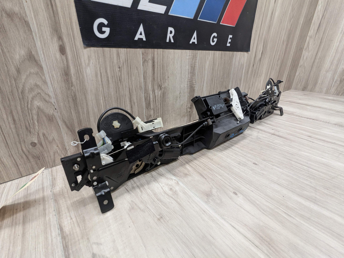 OEM BMW E93 F33 F83 M4 Convertible Trunk Lid Lock Latch Mechanism Assembly