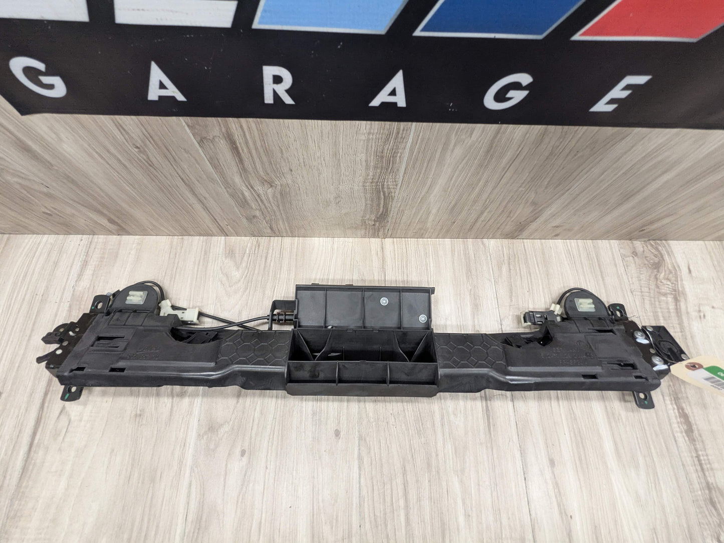 OEM BMW E93 F33 F83 M4 Convertible Trunk Lid Lock Latch Mechanism Assembly