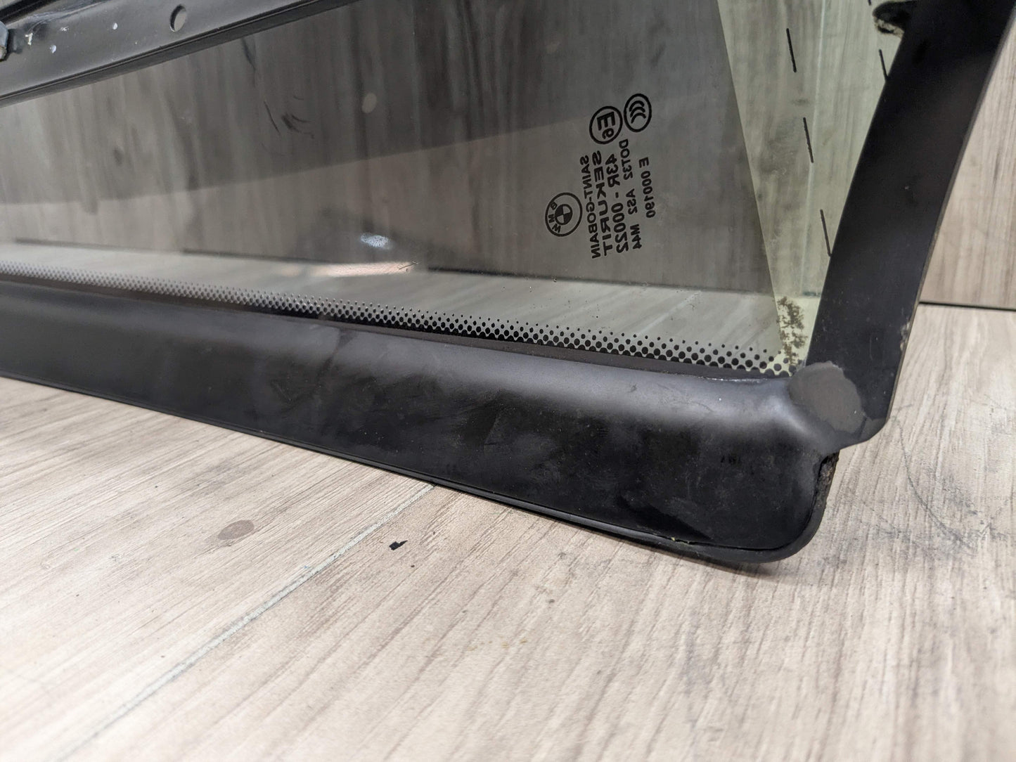 OEM BMW E93 328 335 M3 Convertible Rear Right Passenger Window Regulator Glass