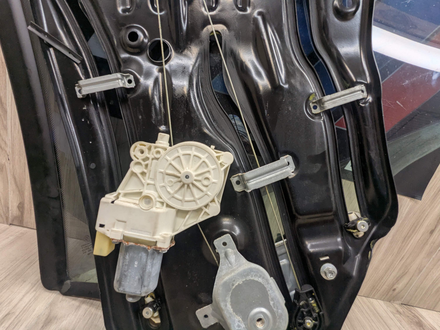 OEM BMW E93 328 335 M3 Convertible Rear Right Passenger Window Regulator Glass