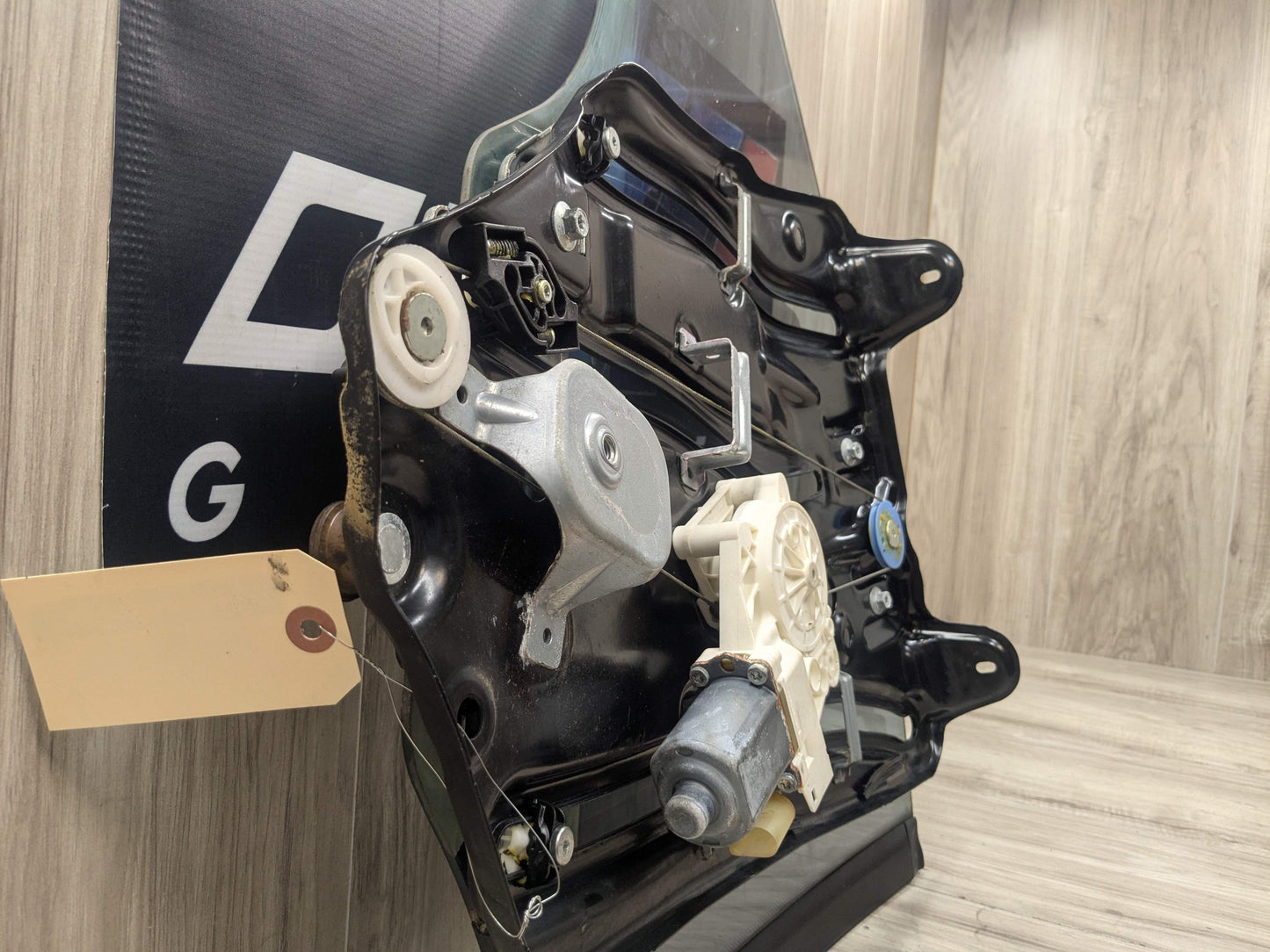 07-13 OEM BMW E93 328 335 M3 Convertible Rear Left Driver Window Regulator Glass