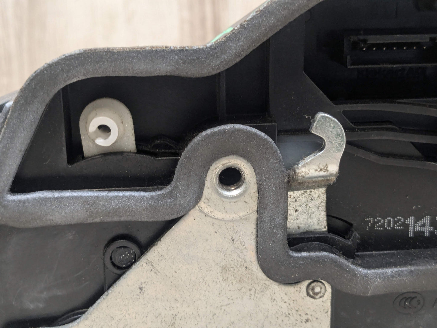 OEM BMW E70 E82 E90 F02 F10 F30 F80 FRONT LEFT DRIVER Door Lock Latch Actuator