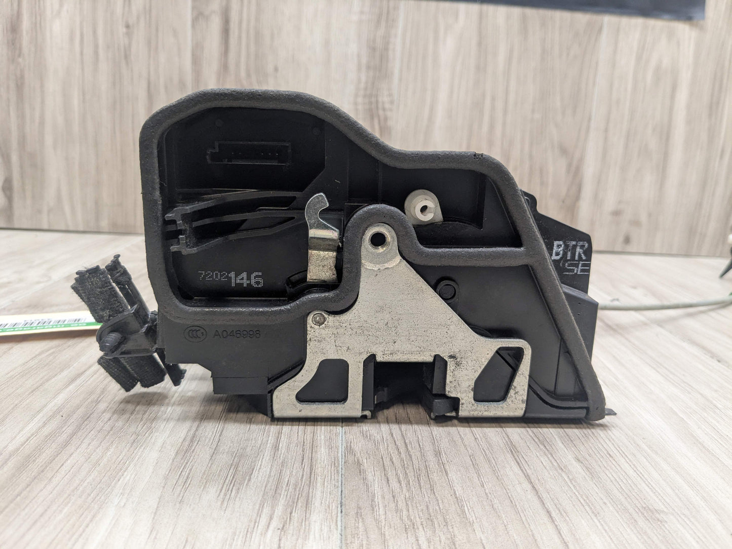 OEM BMW E82 E90 F23 F30 F32 E60 F01 M4 X6 REAR RIGHT Door Lock Latch Actuator