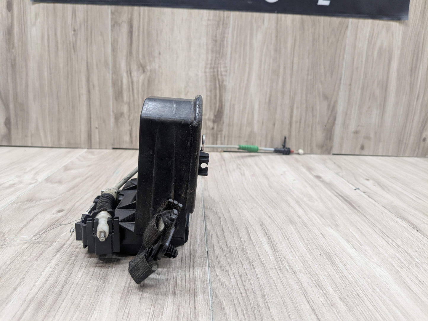 OEM BMW E82 E90 F23 F30 F32 E60 F01 M4 X6 REAR RIGHT Door Lock Latch Actuator